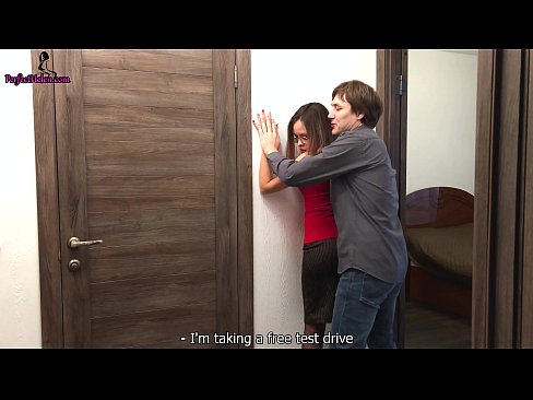 ❤️ Sexy Realtor e Itšohlometsa Pussy ea Hae le Li-Fucks Ha A ntse A Rekisa Afolete ea Hae - Krempai ❌ ﹏